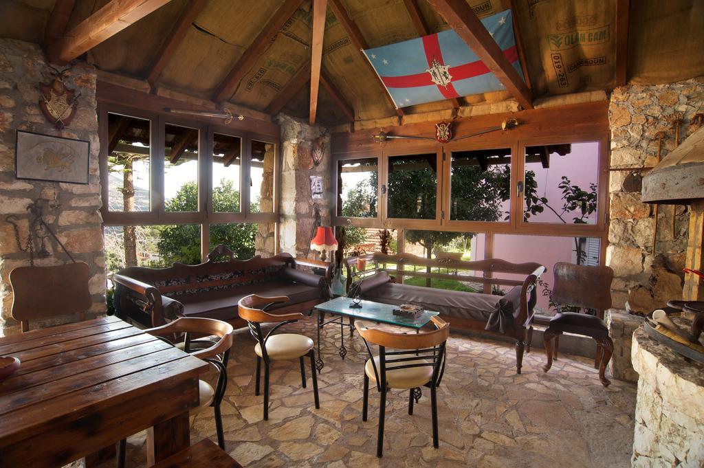 Agia EfimiaDogis Retreatアパートメント エクステリア 写真