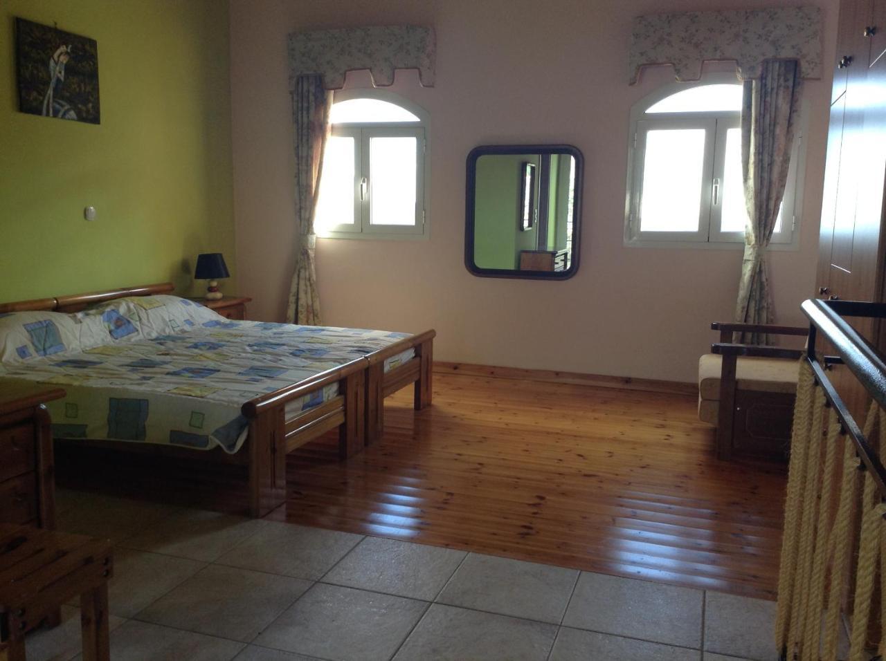 Agia EfimiaDogis Retreatアパートメント エクステリア 写真